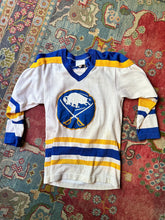 Load image into Gallery viewer, Vintage T-shirt Buffalo Sabres 50s