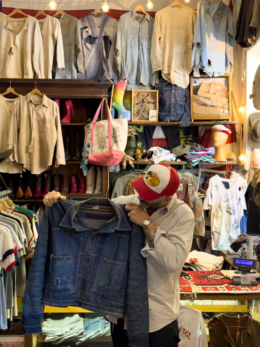 Negozio vintage a Milano: pezzi originali dagli anni '40 agli '80