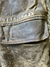 Carica l&#39;immagine nel visualizzatore di Gallery, Sportland leather jacket