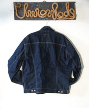 Load image into Gallery viewer, Levi&#39;s Truck jacket size XL